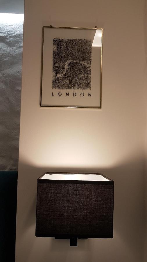 Room Del Giglio Барі Екстер'єр фото